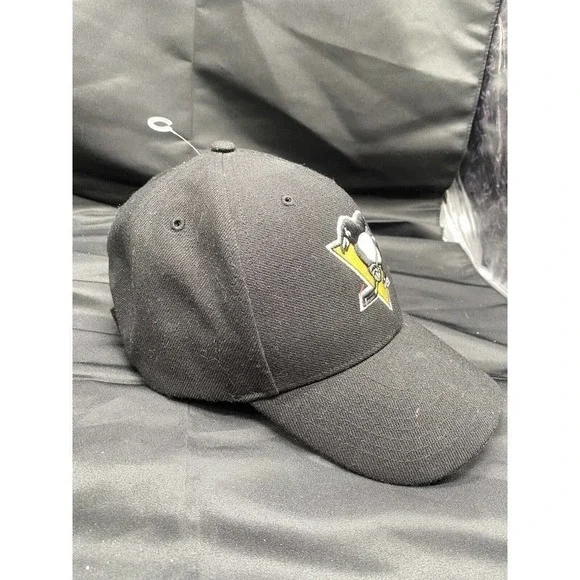 Pittsburgh Penguins NHL ‘47 Brand Adjustable Black Ball Cap Hat EUC - Picture 3 of 5